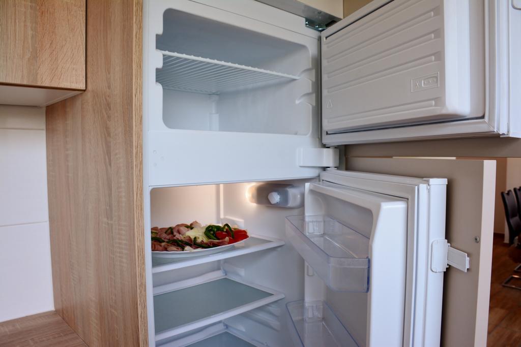 Appartement Turisticna Kmetija Cebelji Gradic à Rogašovci Extérieur photo