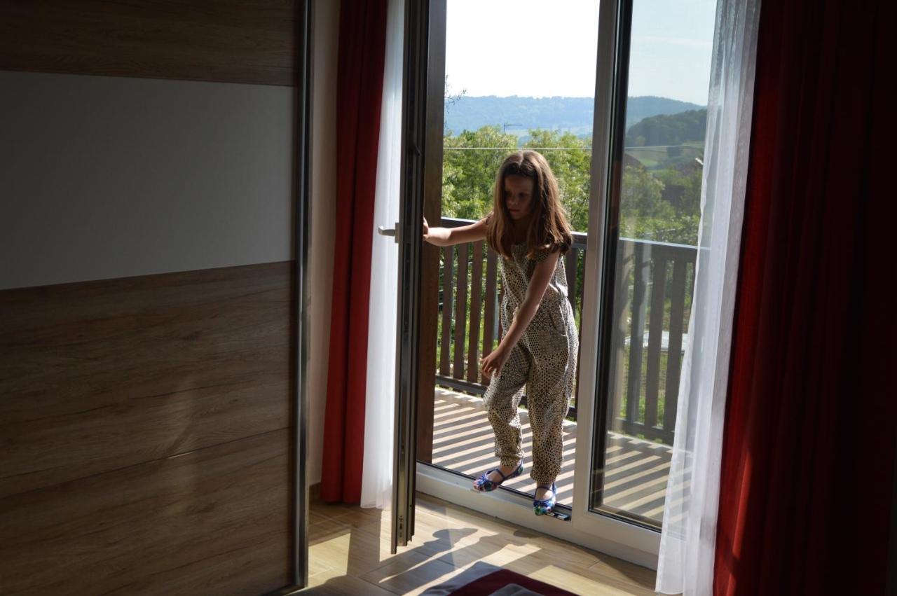 Appartement Turisticna Kmetija Cebelji Gradic à Rogašovci Extérieur photo
